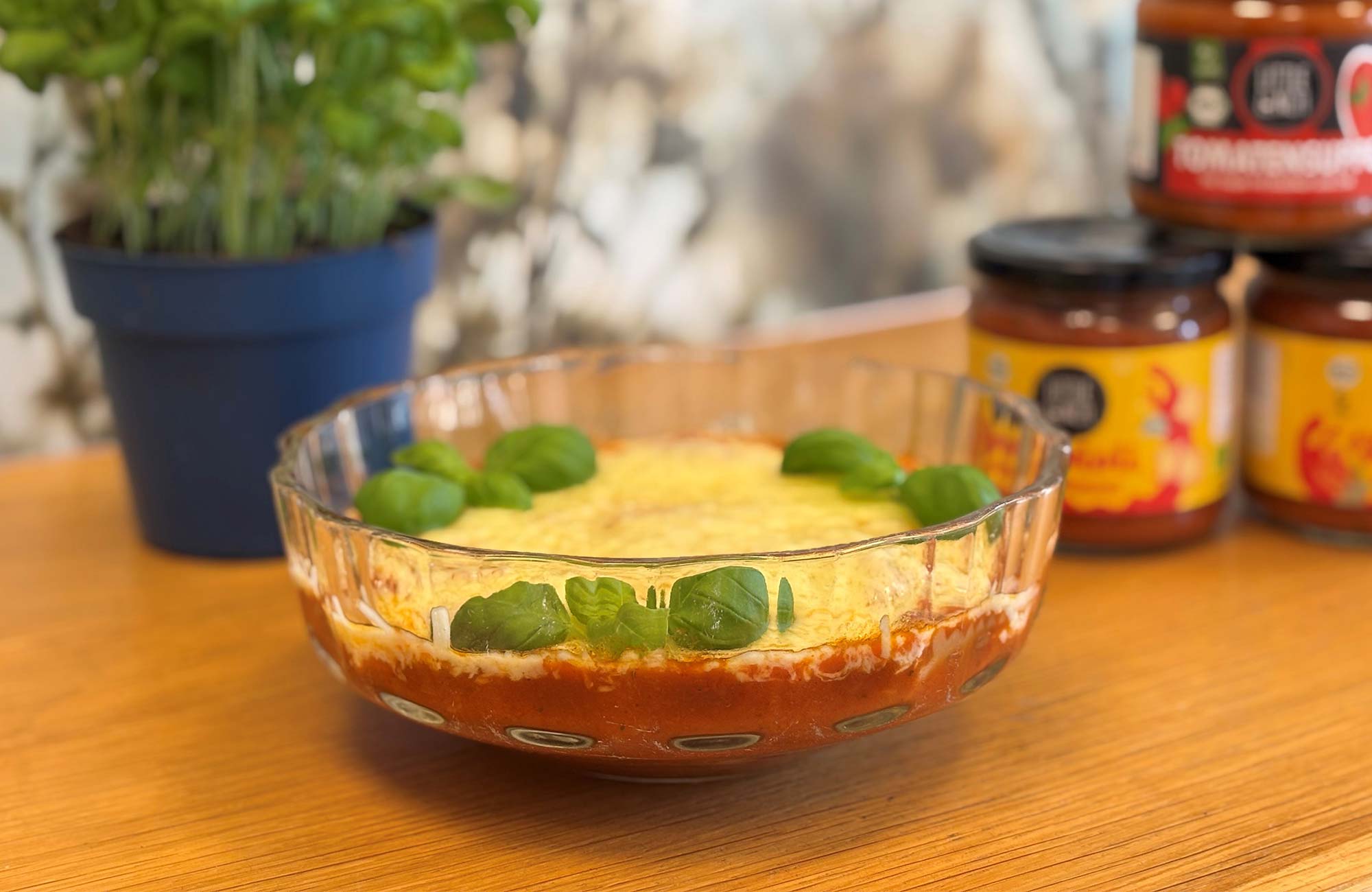 Rezept: Ravioli-Auflauf mit Tomatensoße und Käse