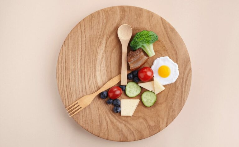 Ernährung Fastenzeit Fastenkur Intervallfasten gesund Fasten