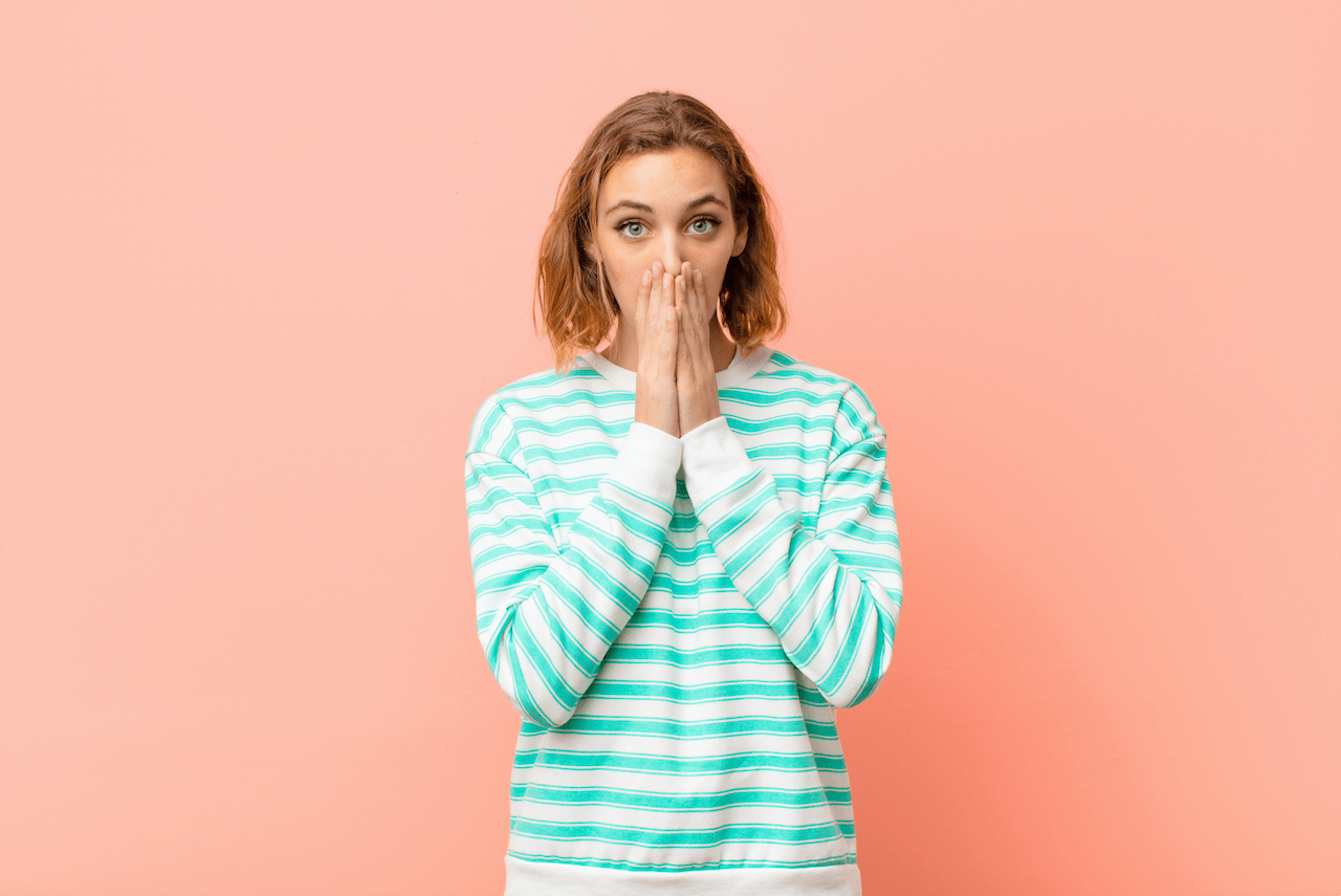 Knoblauchgeruch loswerden - 10 Tipps gegen die Knoblauchfahne Knoblauch Mundgeruch