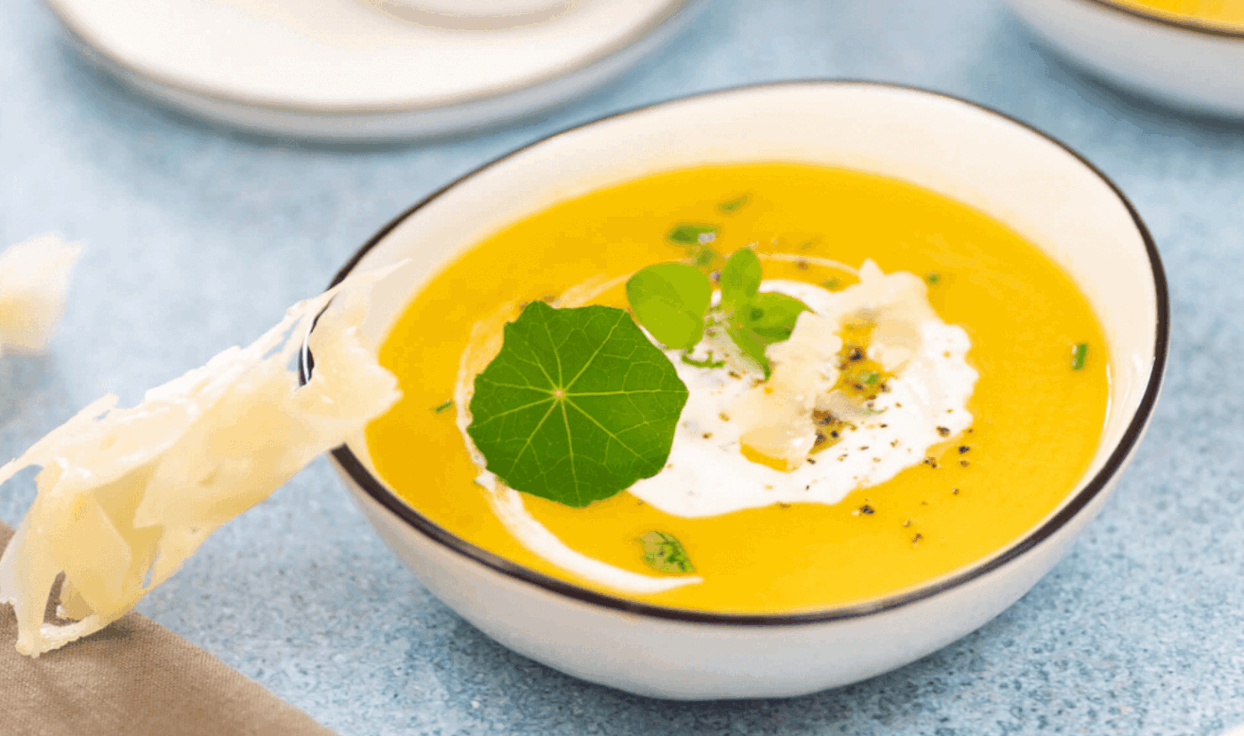 Rezept: Mais Gazpacho mit Kräuterjoghurt Mais Gazpacho